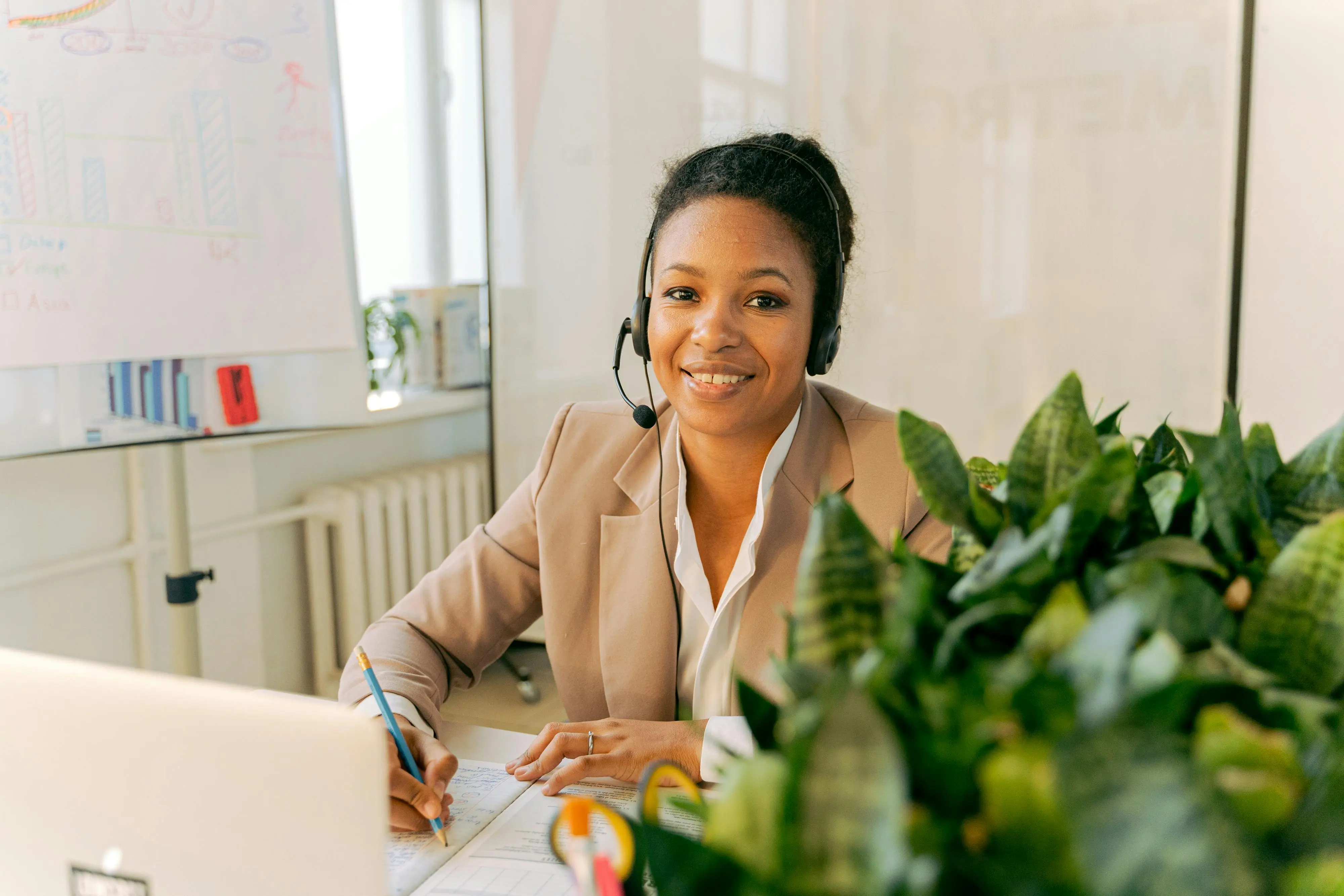 Sarah Johnson, Certified Executive Coach and Leadership Development Expert